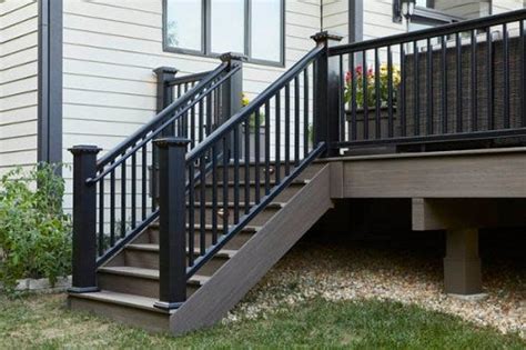 25 Design Ideas For Composite Deck Stairs And Steps