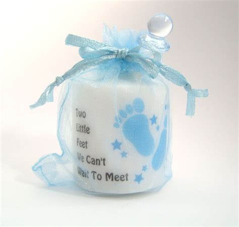 Choose from candles in carriage or bottle shapes, personalized candy bar wrappers, gourmet cookies and cookie cutters, place card holders and frames and even crystal pacifiers. 41 Exquisite Baby Shower Favor Ideas | Table Decorating Ideas