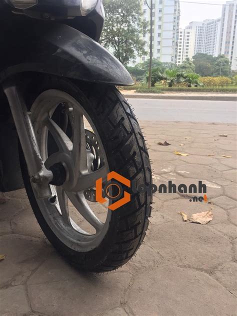 Lốp lên cực ngầu cho các dòng xe mâm nhỏ như honda airblade, honda vision, honda pcx 125. Lốp Michelin 80/90-14 City Grip Pro