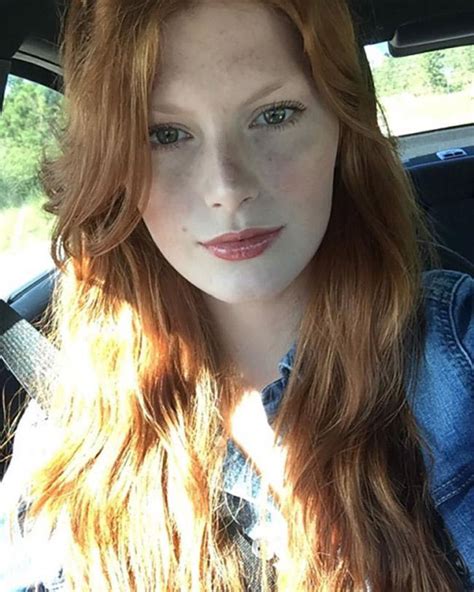 Redhead Selfie Scrolller