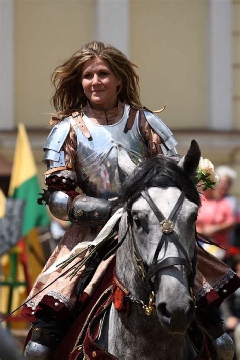 Woman In Shining Armor Female Knight Female Armor Warrior Woman