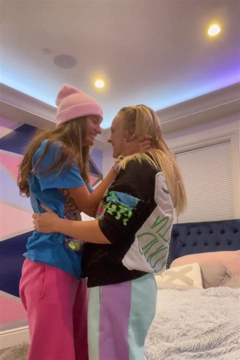 Who Is Avery Cyrus Jojo Siwa Might Be Dating Someone New