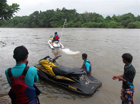 River Rafting At Kolad Kundalika Rs 1100 On Weekends Kolad Rafting
