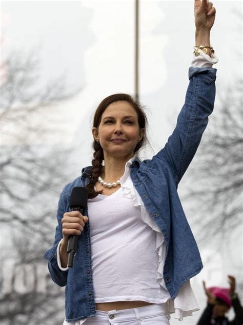 Ywca Keeps Ashley Judd As Luncheon Speaker