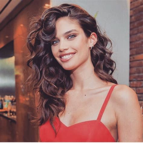 Sara Sampaio On Instagram I Want This Curly Hair So
