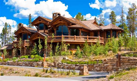 42 Stunning Log Homes And Mansions Photos Log Home Designs Log Homes