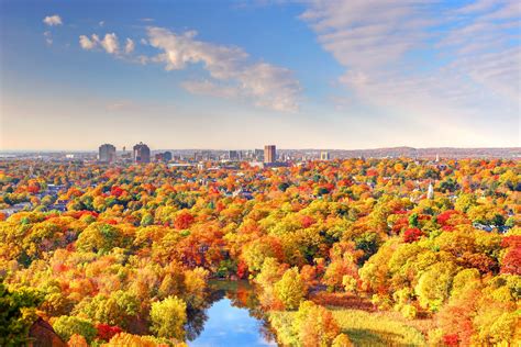 Connecticut Fall Foliage Driving Tours