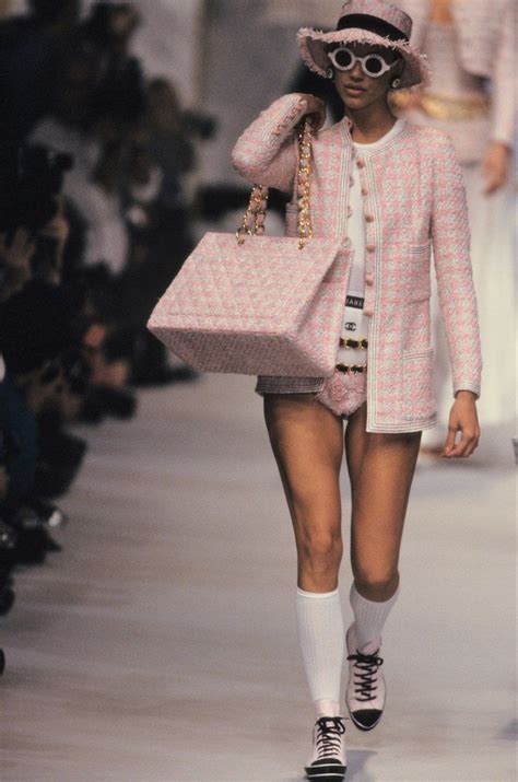 Chanel Spring 1993 Ready To Wear Collection Runway Looks Beauty