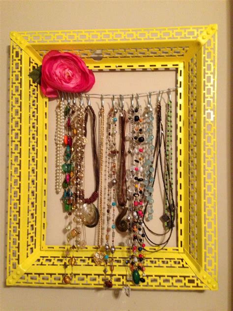 Homemade Jewelry Holder Old Picture Frames Creative Ideas Diy Ideas