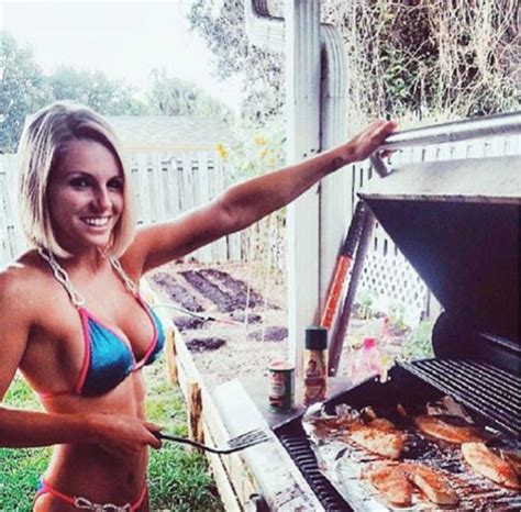 These Hot Girls With Bbq Will Make You Happy And Hungry Pics