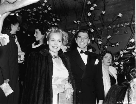 Jane Wyman Ronald Reagans First Wife 5 Fast Facts