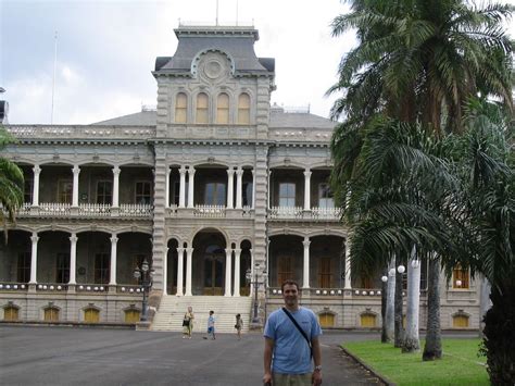 ʻiolani Palace Honolulu Hawaii ʻiolani Palace In The Ca Flickr