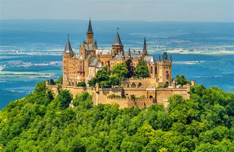 Top 10 Most Beautiful Castles In The World Top10hq