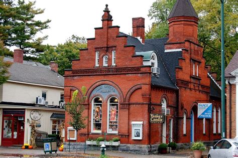 15 Best Small Towns To Visit In Massachusetts The Crazy Tourist New