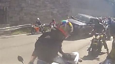 Amazing Stories Around The World Pack Of Motorcyclists Attack New York