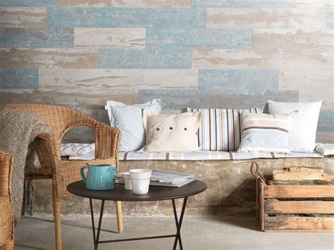 Los revestimientos para cocina no solo aportan un cambio de estilo a esa sección del hogar. Coastal chic o estilo costero