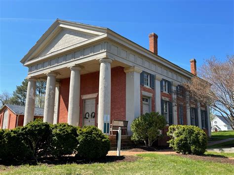 The Historic Fluvanna Courthouse Designed And Built By President