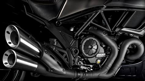Get the latest specifications for ducati diavel titanium 2015 motorcycle from mbike.com! 2015 Ducati Diavel Titanium Marries Darkness to Elegance ...
