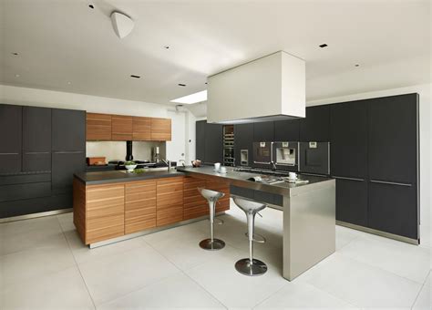 In the heart of lakeview east, all featuring marfa kitchens. 24+ Black Kitchen Cabinet Designs, Decorating Ideas ...