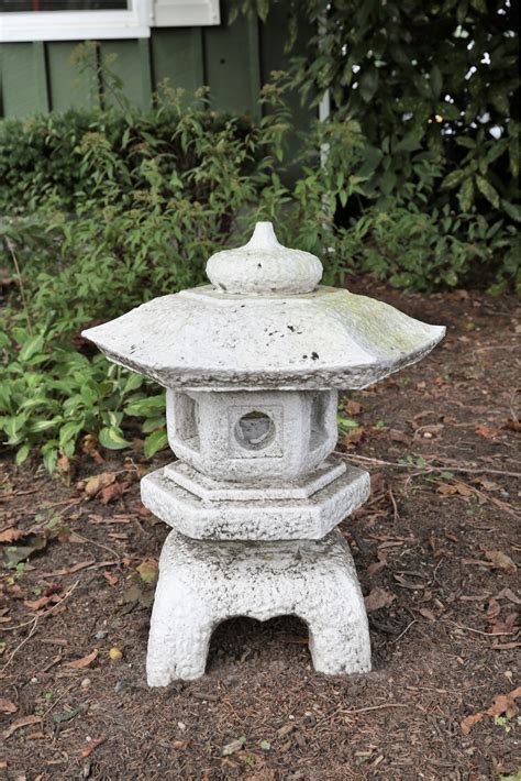 Vintage Concrete Pagoda Garden Statue 10998