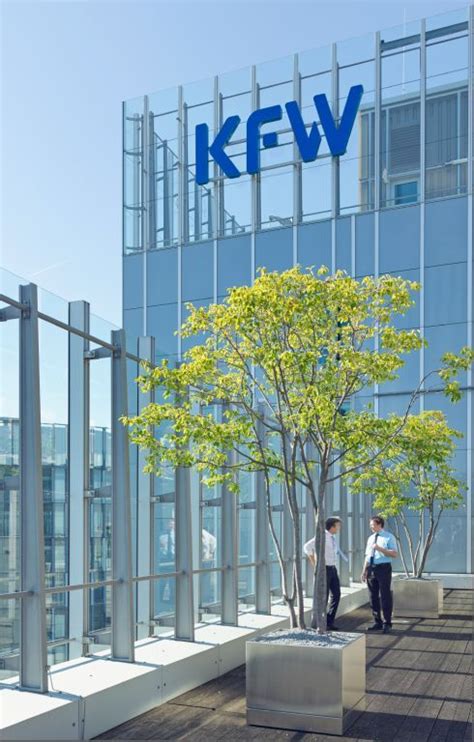 Corona aid in fc and how kfw implements it. KfW IPEX-Bank und RBI finanzieren REWE-Logistikzentrum in ...