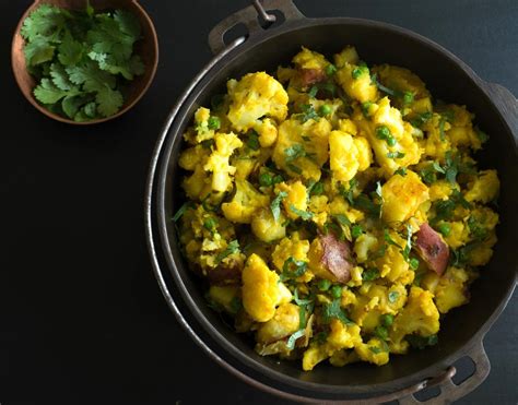 Gluten Free Side Dishes Indian Spiced Cauliflower Potatoes And Peas