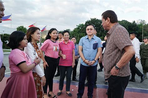 duterte meets with kin of ofw imprisoned in bahrain abs cbn news