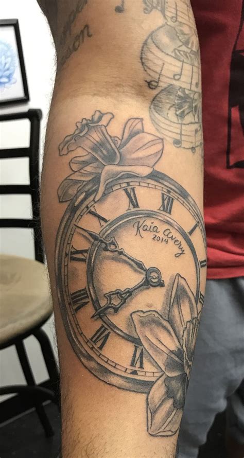 Chanel on march 03, 2012: Birth tattoo - #Daffodils #MarchBirthFlower #Clock ...