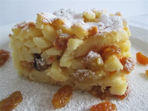Stíriai metélt recept aki szereti a tésztát és az édességet próbálja ki a stíriai metélt tésztát. Stíriai metélt - kicsit macerás, időigényes, de nagyon ...