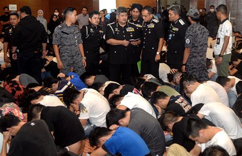 The majority of these individuals become malaysian citizens. Malaysia arrests 680 over scam targeting Chinese ...