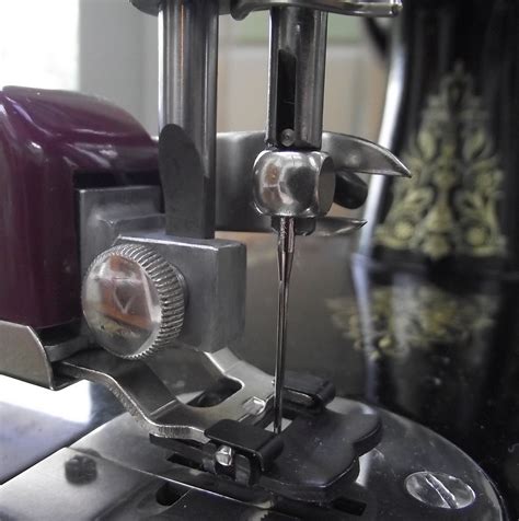 Lizzie Lenard Vintage Sewing Attaching The Zigzagger To The Machine