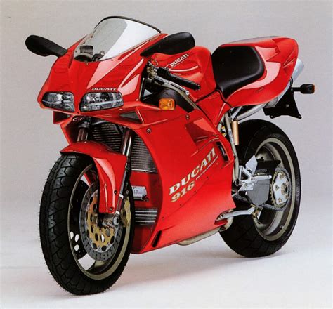 History Of The Ducati 916 Celebrating 25 Years Of The Icon