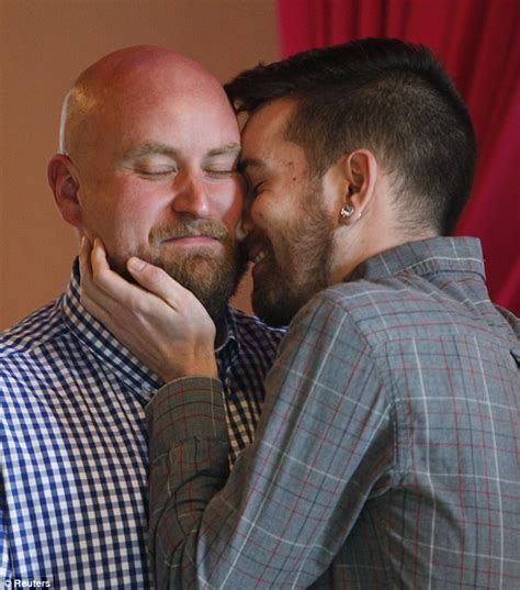 Federal Judge Michael Mcshane Strikes Down Ban On Gay Marriage In Oregon And Weddings