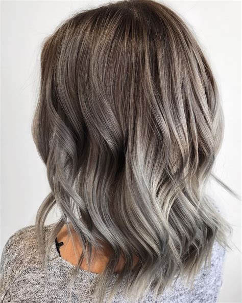 15 Trendy Gray Highlights For Brown Hair The Fshn