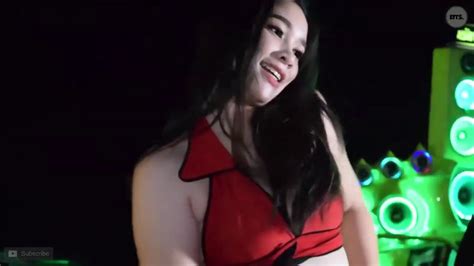 Thai Girl Hot Dance Auto Show Youtube