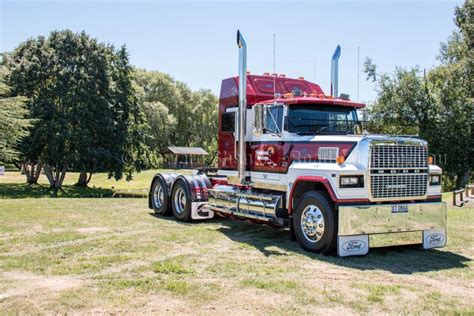 Fords Ltl 9000 Restoration Australian Roadtrains