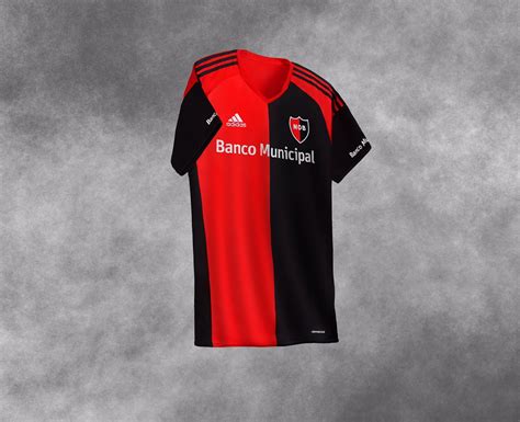 The club was founded on 3 november 1903, and is named after isaac newell of the english county of kent, one of the pioneers of argentine football. Newell's Old Boys 2016/17 Arrive