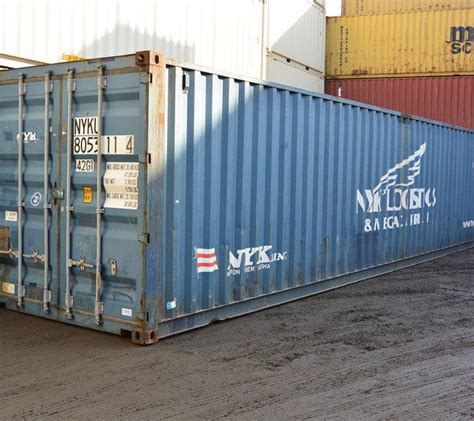 40 Foot Cargo Worthy Shipping Containers Atands