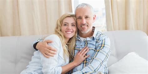 7 Facts About Younger Women Dating Older Men In 2022 Ladadate