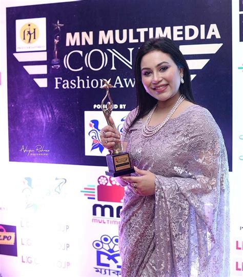 Tasnim Khan Gets Iconic Star Award The Asian Age Online Bangladesh