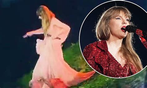 Taylor Swifts Tokyo Trip Singer Stumbles On Stage During Eras Tour