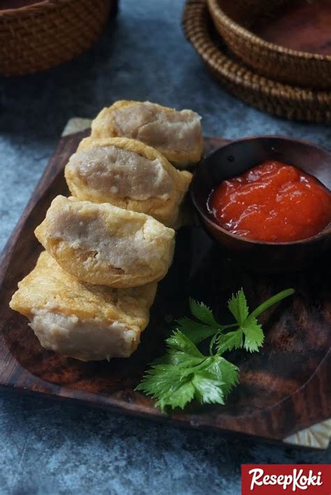 Langsung saja sontek resep kreasi deby octarina dilansir dari cookpad, kamis, 4 juli 2019. Tahu Bakso Gurih dan Istimewa - Resep | ResepKoki
