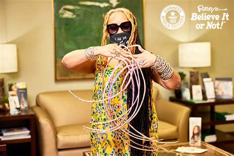 Woman With Worlds Longest Nails Has Them Cut After Almost 30 Years Guinness World Records