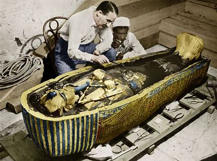 Image result for 1923 - Howard Carter unsealed the burial chamber of Egyptian Pharaoh Tutankhamen.