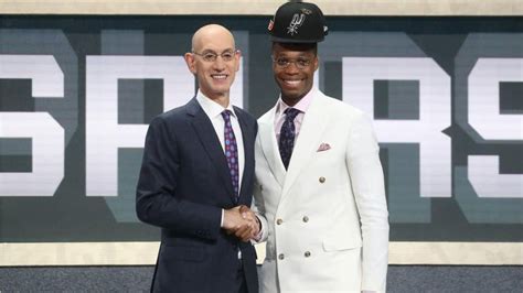 Picture Of Nba Draft Pick Lonnie Walker Ivs Floating Hat Becomes Dee