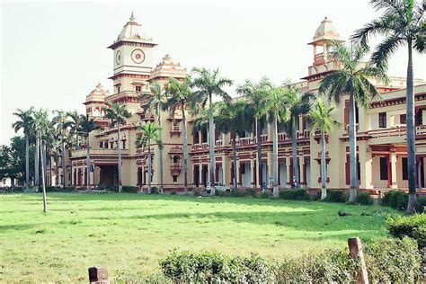 Banaras Hindu University Varanasi Times Of India Travel