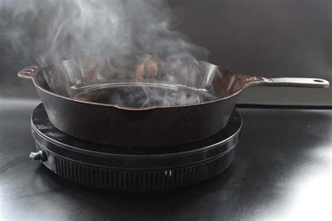7 Reasons Why Pans Smoke When Cooking