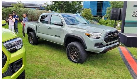 Toyota Lifts The 2022 Tacoma Twice, Offers Two Off-Road-Focused Trims (Live Pics) | Carscoops