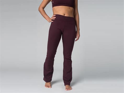 Pantalon De Yoga Chic Coton Bio Et Lycra Prune Fin De Serie