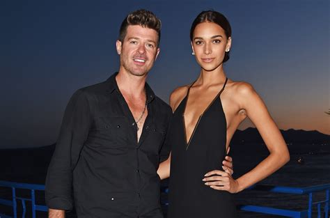 Robin Thickes Girlfriend April Love Geary Is Pregnant Billboard